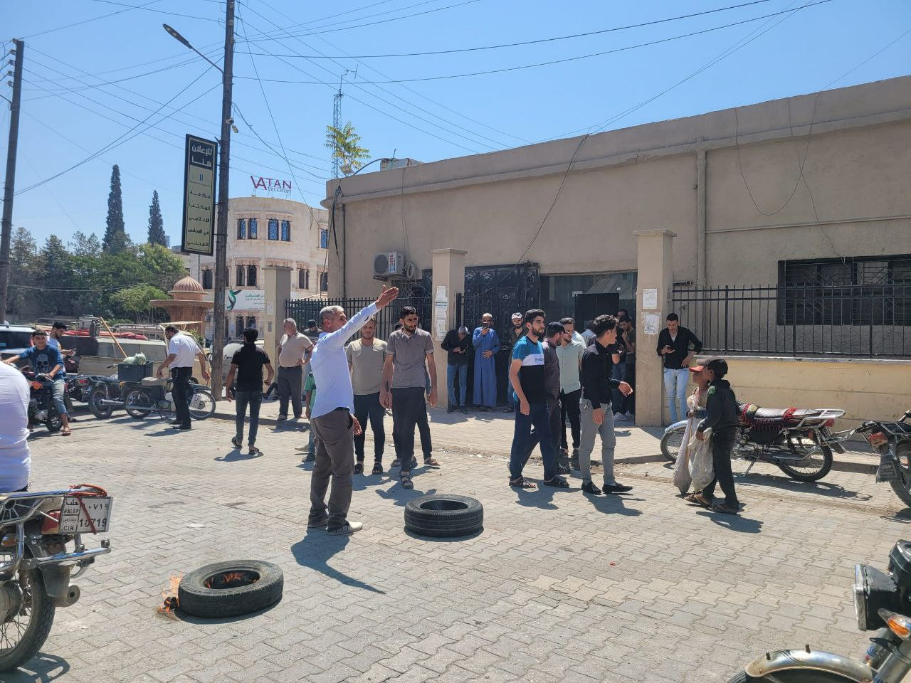 ردا على رفع أسعارها.. شرطة الب...