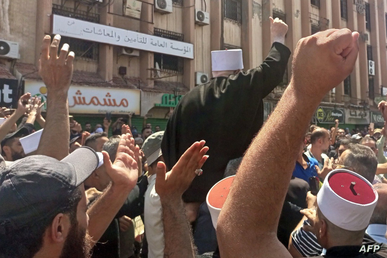 بالفيديو.. فنان سوري يوجه رسال...