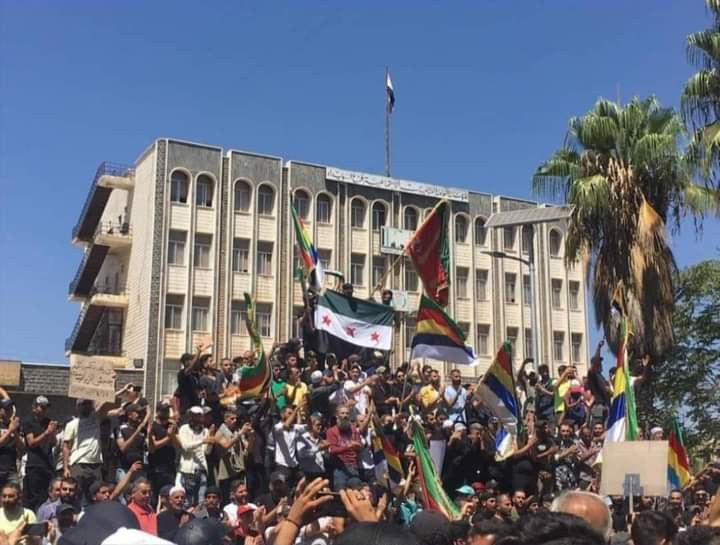 مظاهرات تشتعل في الشمال والجنو...