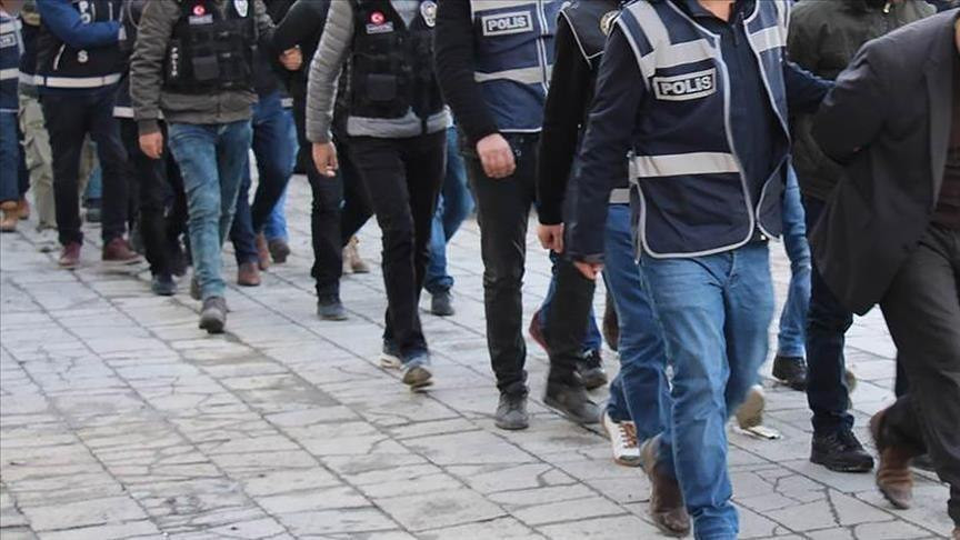 بينهم سوريون.. تركيا توقف 48 م...