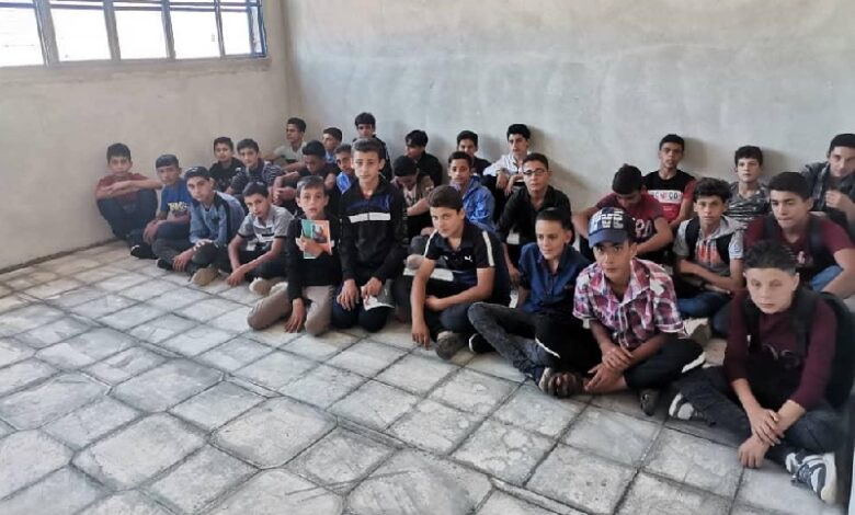 النظام يعاقب أطفال درعا ويحرمه...