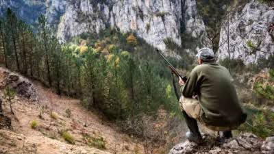 سباق للحصول على لقب "ملك الصيد...