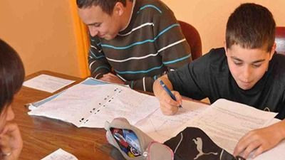 "الدروس الخصوصية" تستنزف جيوب اﻷهالي في سوريا 