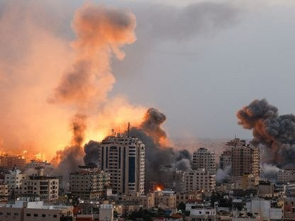 إسرائيل تهدد باستهداف بشار الأ...