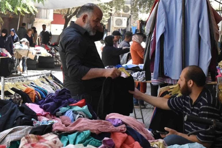 ألبسة "البالة" البديل المنطقي...