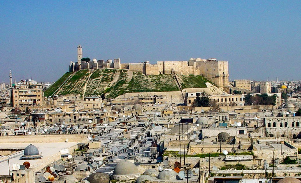 إصابة شاب بانفجار "مسيرة" اصطد...