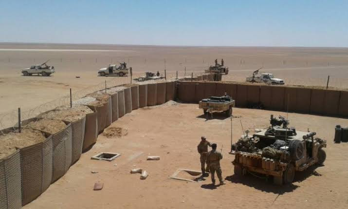 هجوم جوي يستهدف قاعدة أمريكية...