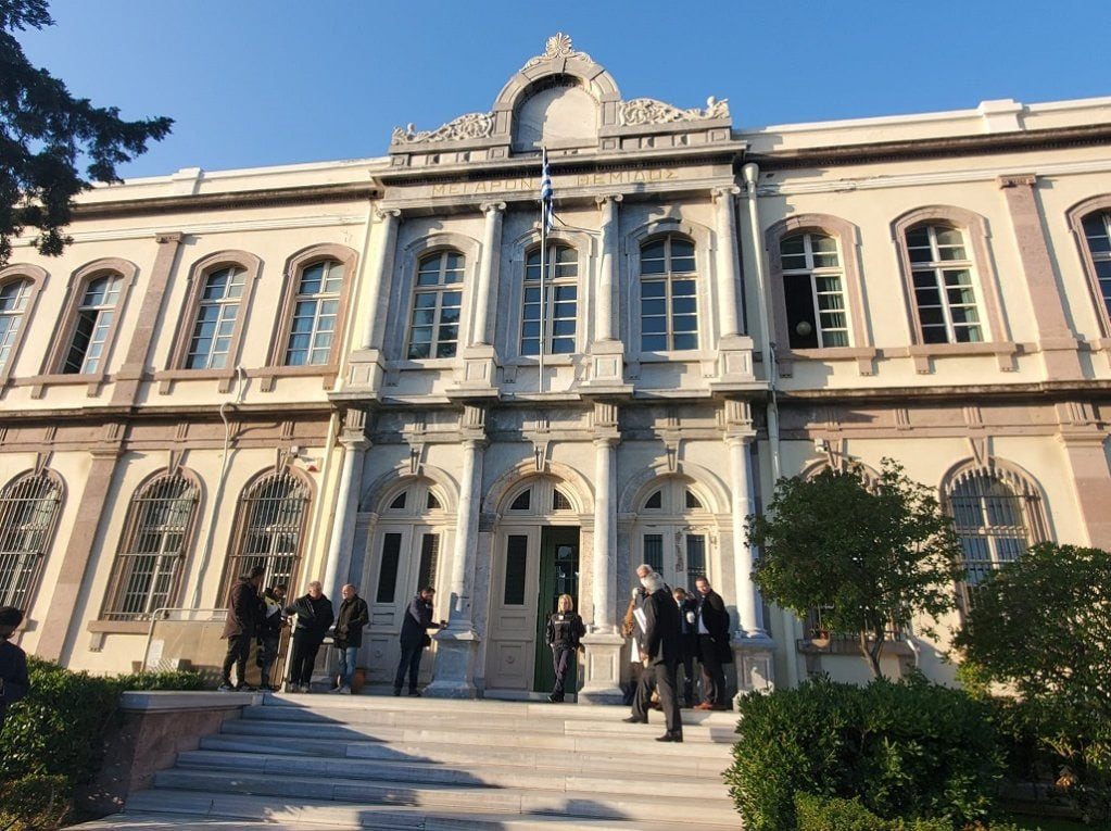 محكمة يونانية تبرئ لاجئا سوريا...