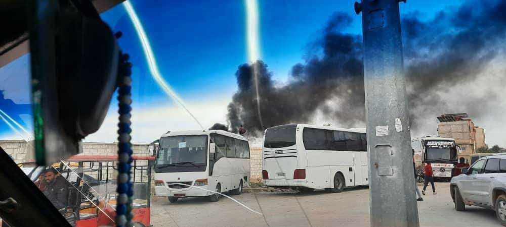 غارة إسرائيلية تُدمر بناءً قيد...