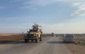 قافلة تعزيزات أمريكية تضم نحو...