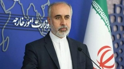 كأن الأمر لا يعنيها.. إيران تد...