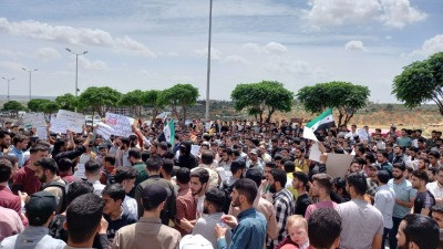 مظاهرات وإضراب لطلاب جامعة إدل...