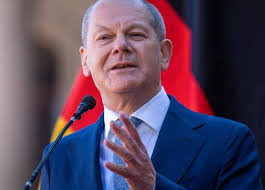 المستشار الالماني"المجرمون الخ...