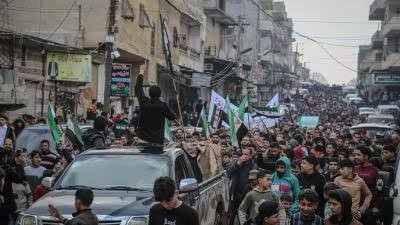 ما تفاصيلها.. مبادرة "الوفاق" بين الحراك الشعبي و"الهيئة" في إدلب