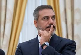 فيدان"تركيا دولة قوية لا تبحث...