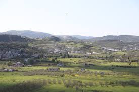 إخماد حريق حراجي في ريف جسر ال...