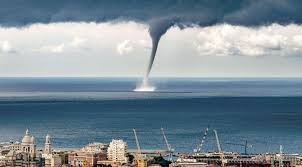 حادثة  بحرية غريبة في اللذقية...