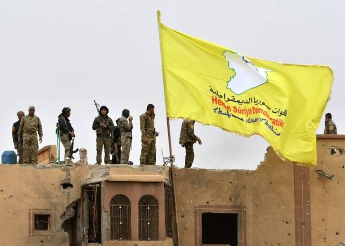 اشتباكات بين "قسد" وقوات النظا...