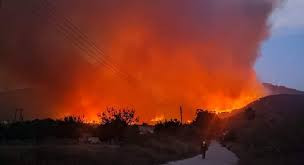 حريق ضخم في بلدة المشرفة التاب...