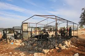 حريق  بسبب ماس كهربائي في مخيم...