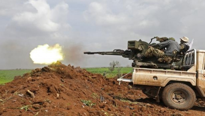 اشتباكات وقصف مكثّف للنظام جنو...