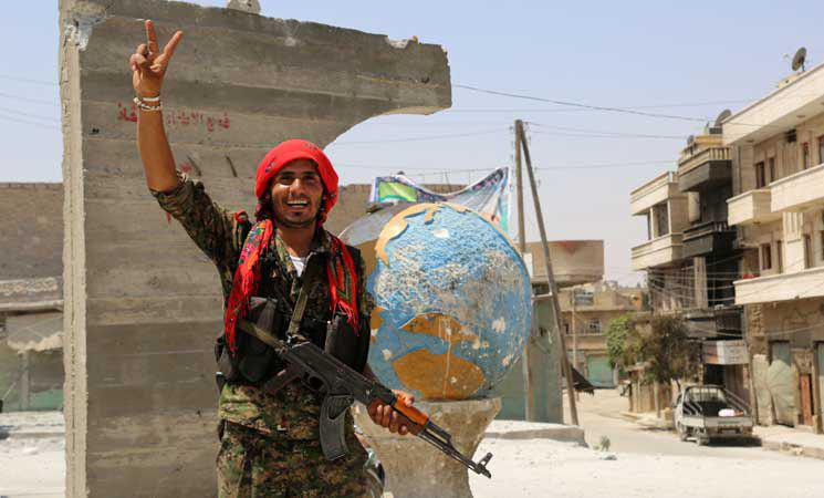 أمريكا تدافع عن تسليم منبج للن...