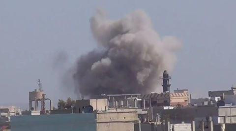 7 شهداء بمفخخة وقصف  في ريف حل...