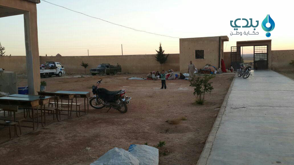 القصف يهجّر سكان قرى بريف حماة...