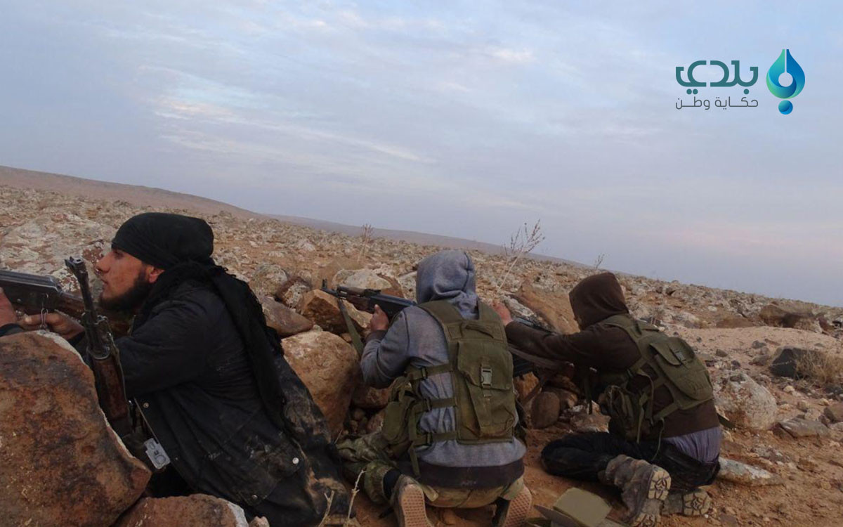 اشتباكات بين "تحرير الشام" وال...