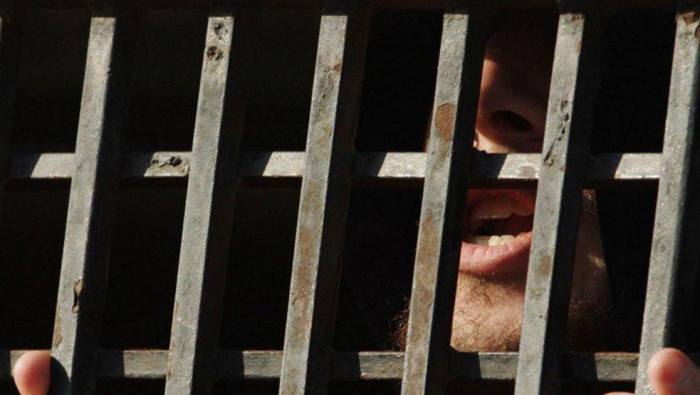 "هيئة القانونيين السوريين" تطا...