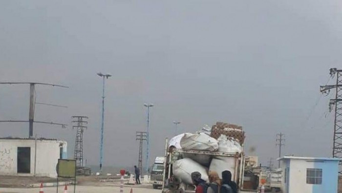 إغلاق المعابر بين "قسد" والنظا...