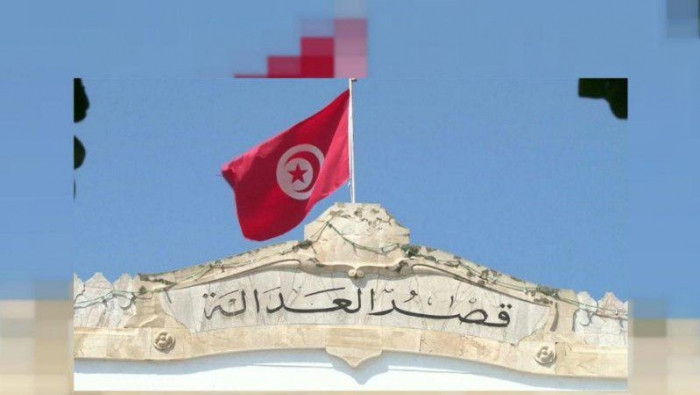محكمة تونسية تنظر بملف قيادي س...
