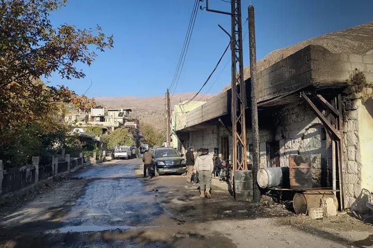 مقتل 13 سورياً وإصابة 6 جنود إ...