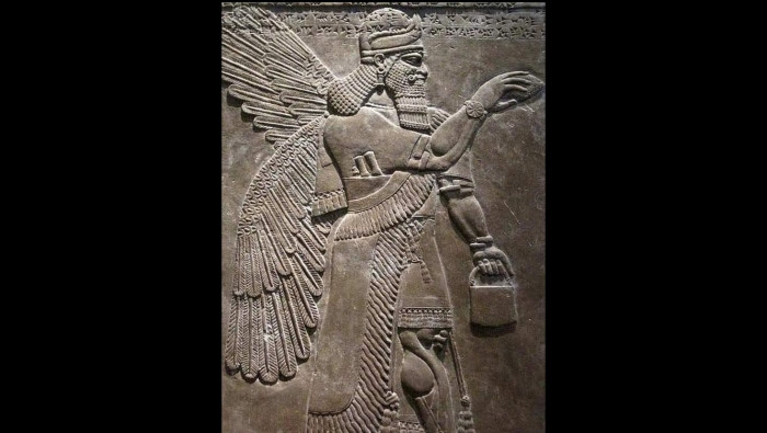 جدارية آشورية عمرها 3 آلاف سنة...