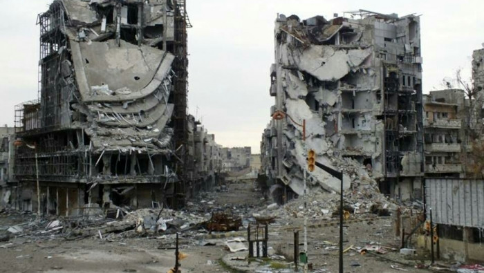 سجال "التعاوني السكني" و"العقا...