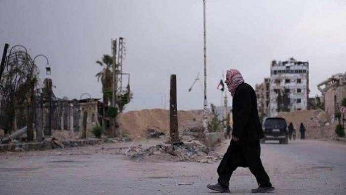 "أمن الدولة" ينفرد بحواجز مدين...