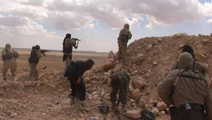 هل اقترب تنظيم (الدولة) من قطع...