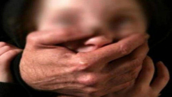 القبض على مغتصبي طفل سوري في ا...