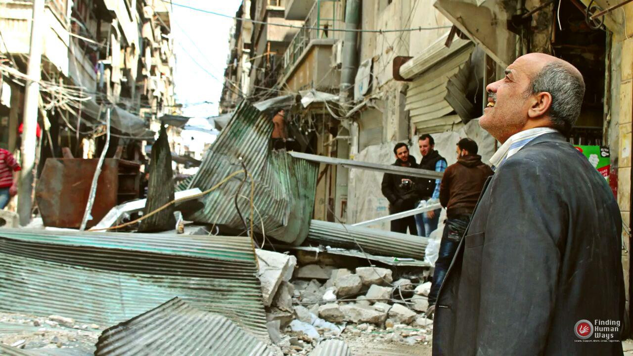 قصف روسي بالقنابل العنقودية عل...