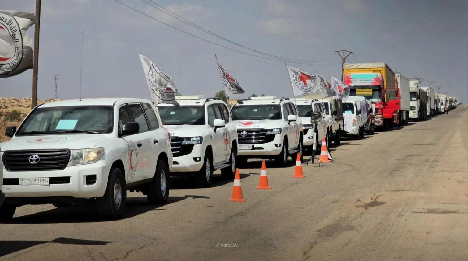"الهلال الأحمر": وصول قافلة إغ...