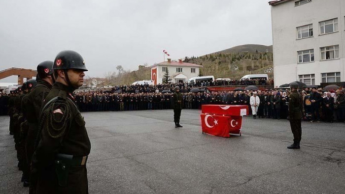 مقتل جندي تركي أصيب سابقا بتفج...