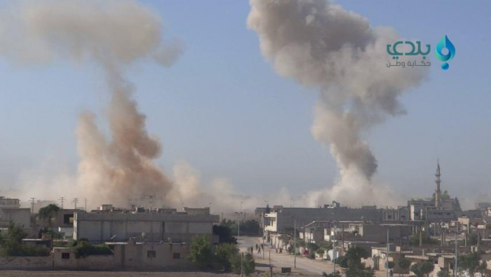 حملة جوية وبرية على ريف حمص ال...