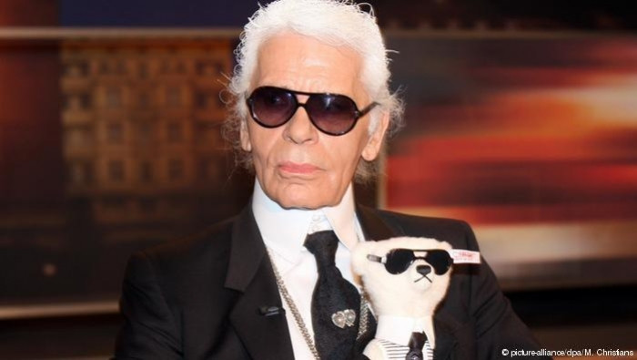 قطة مصمم أزياء ألماني ترث منه...