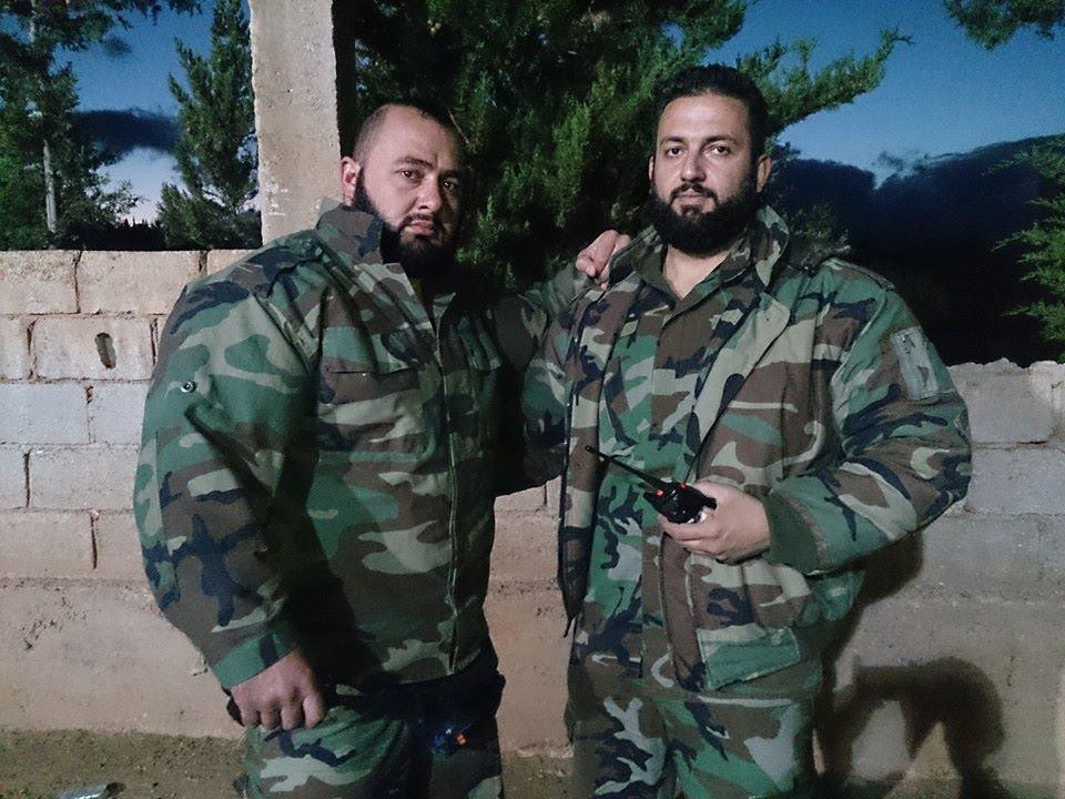 "شبيح" يهاجم تشييعا لأحد قتلى...