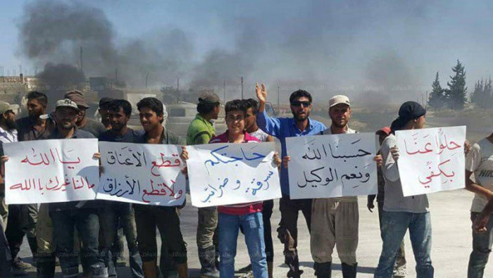 إدلب.. جدل في الشارع حول جدوى...