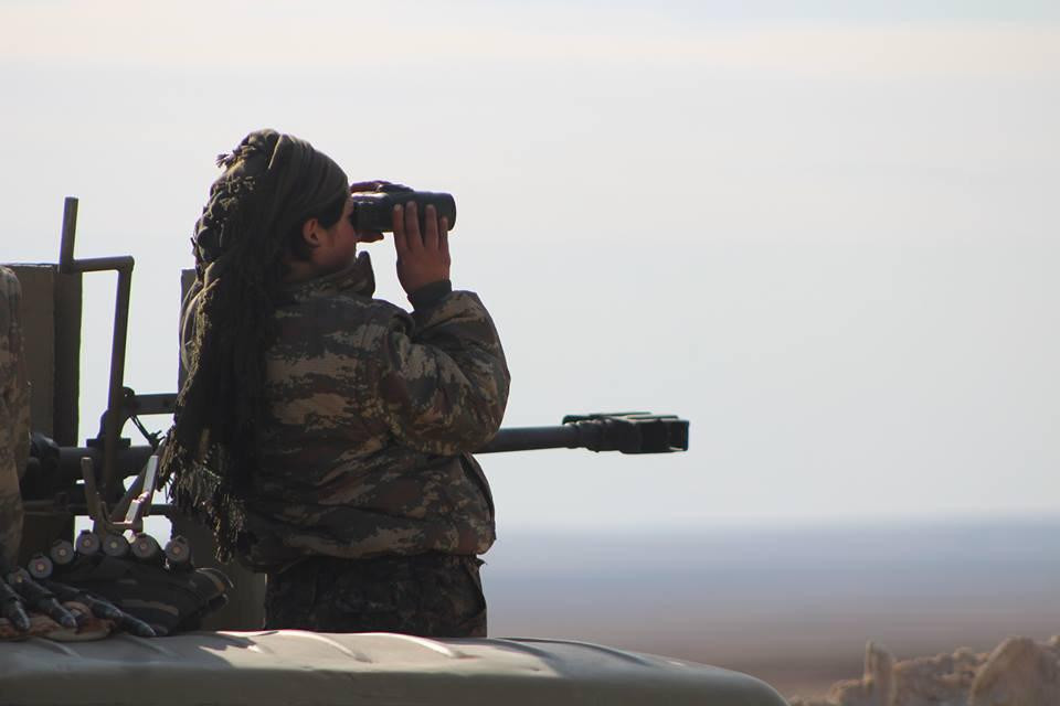 "قسد" تتقدم في محيط الرقة بدعم...