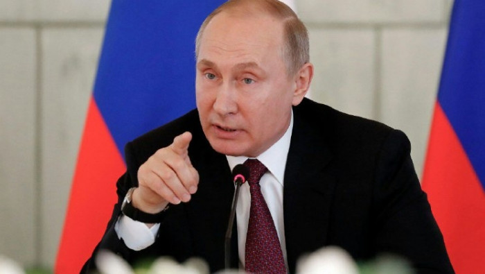 كيف يحاول بوتين تبرير انكساره...