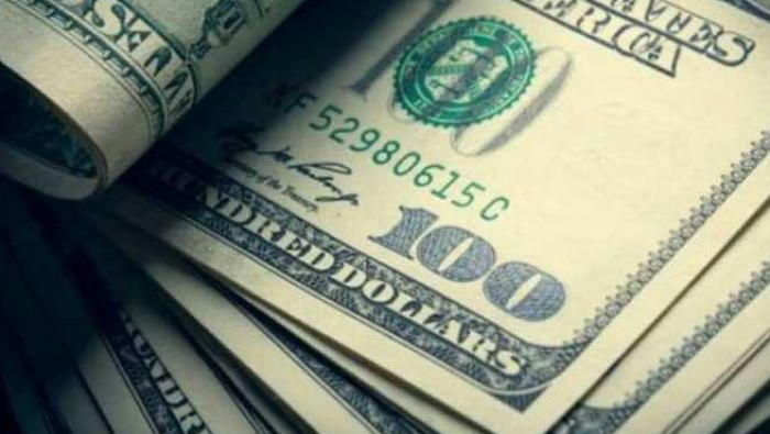 الليرة السورية والدولار.. بين...