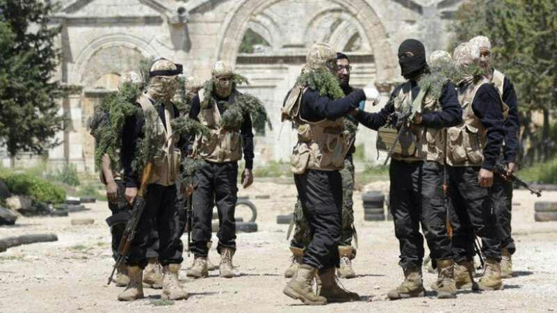 "تحرير الشام" تهدد: إدلب "ليست...