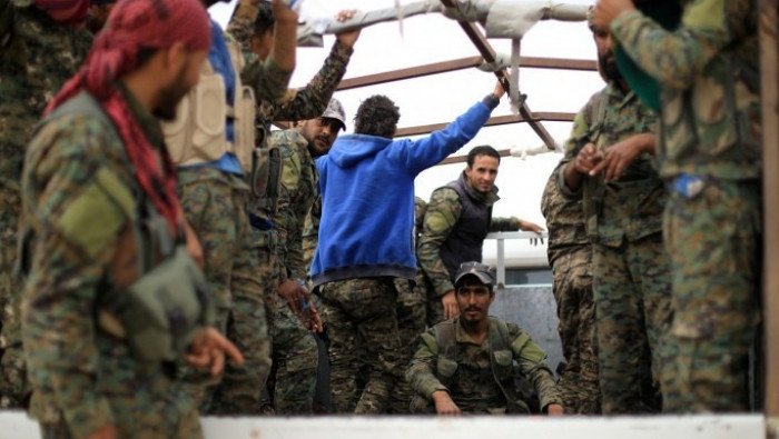 قسد" تعتقل عناصر من تنظيم "داعش" بدير الزور